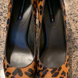Banana Republic pumps